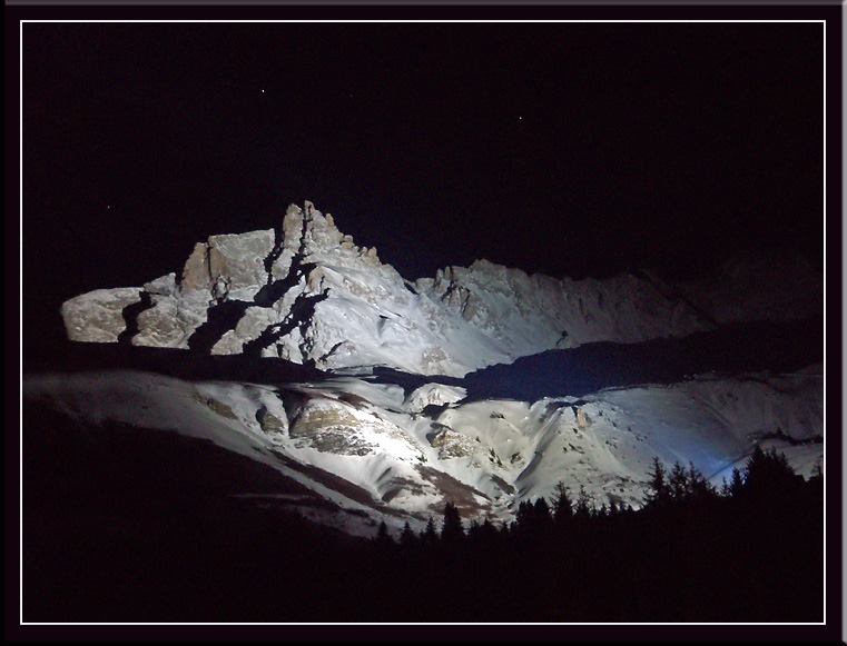 le nielard montagne emblematique de valmorel se situe a 2 559 metres le nielard